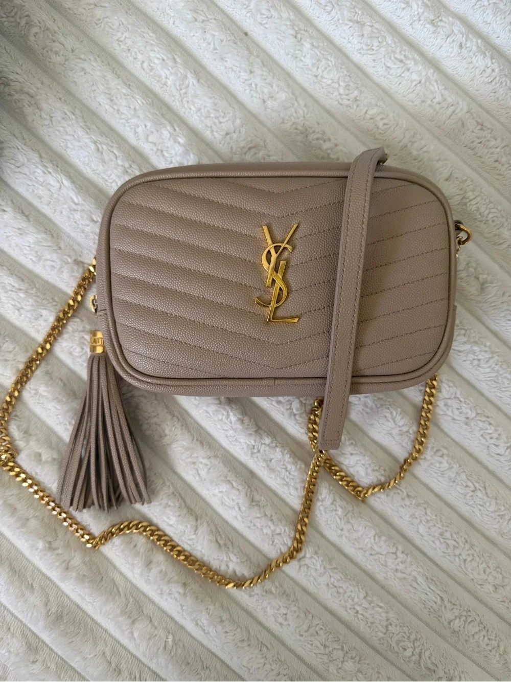 Saint Laurent Beige Lou camera bag